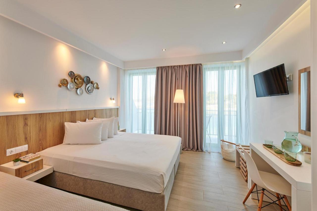 The Water Aparthotel Skiathos Town Luaran gambar